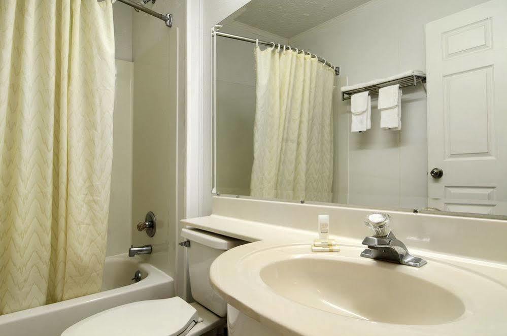 Holiday Lodge - Greensboro/Lake Oconee Extérieur photo